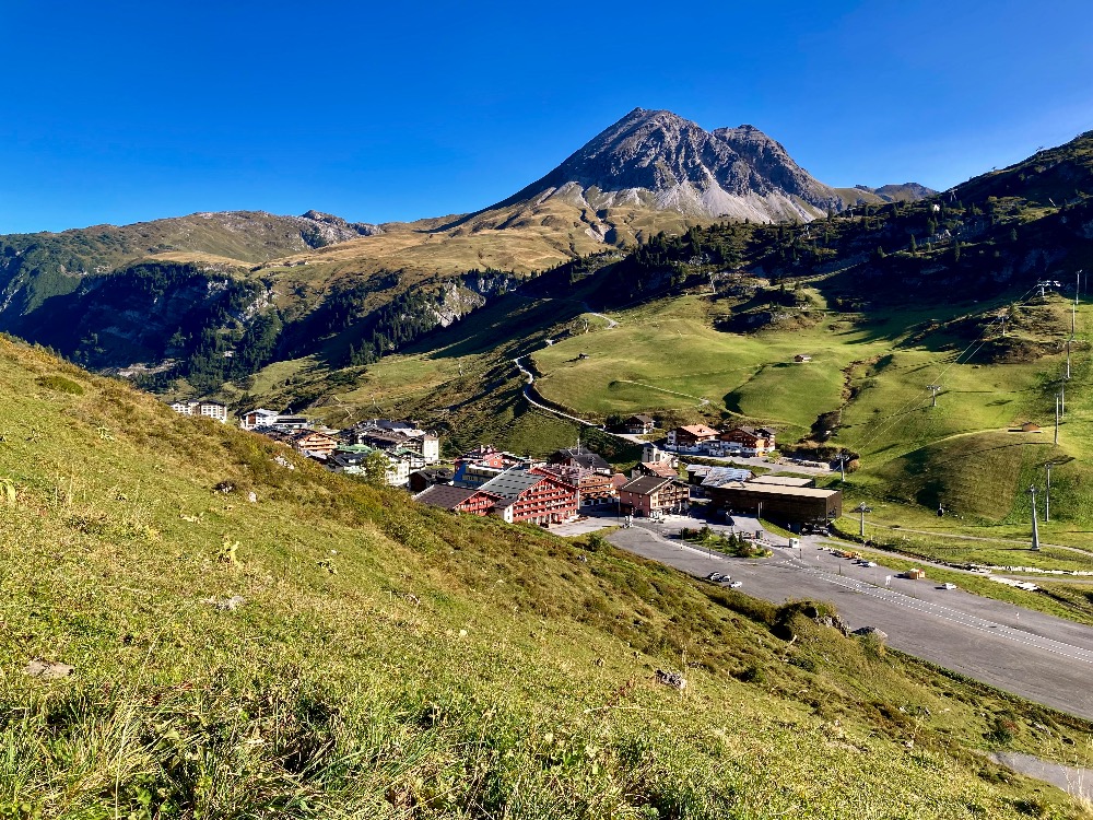 Pohled na Zürs am Arlberg 