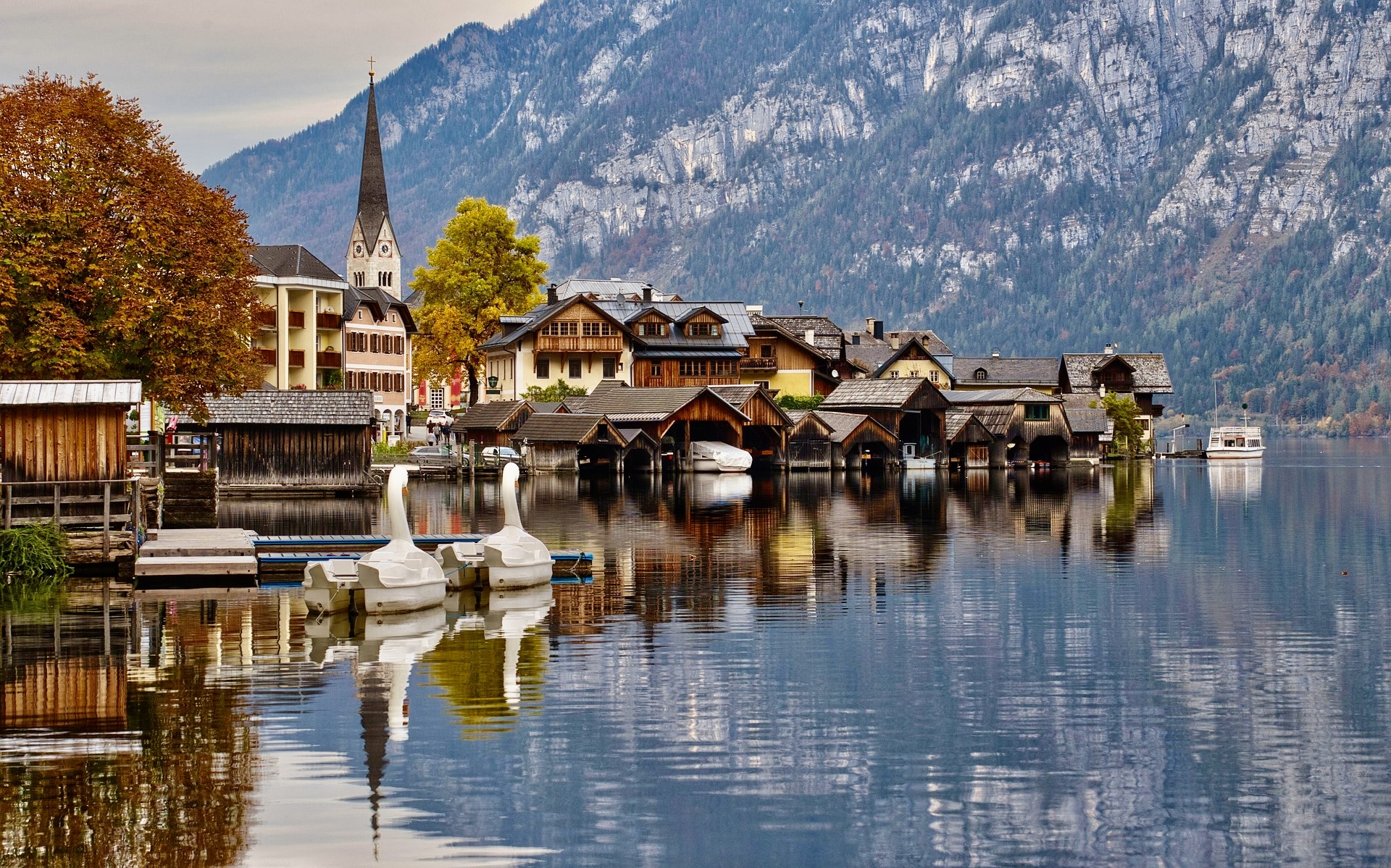 Hallstatt in autumn