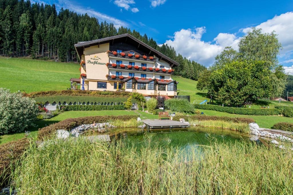Berghotel Presslauer – Urlaub am Pressegger See